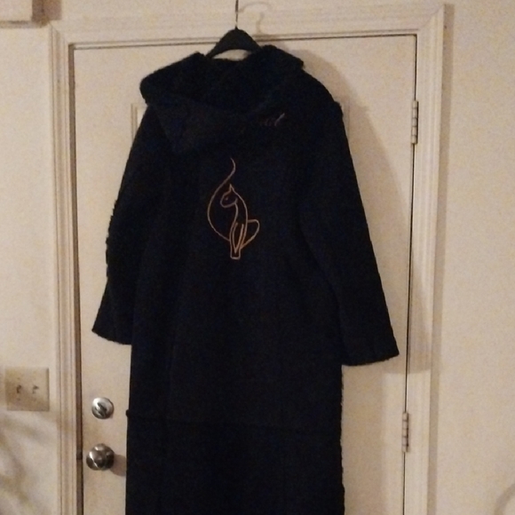 Beautiful Black Baby Phat Shearling Maxi Length Coat. Size: Small - Picture 3 of 5